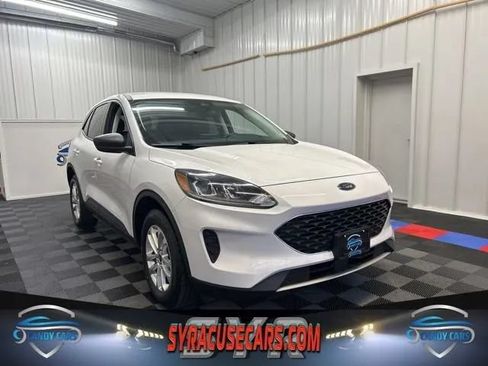 Used 2022 Ford Escape SE AWD/4WD image 1