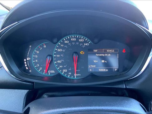 Used 2017 Chevrolet Trax LT w/ LT Convenience Package image 26