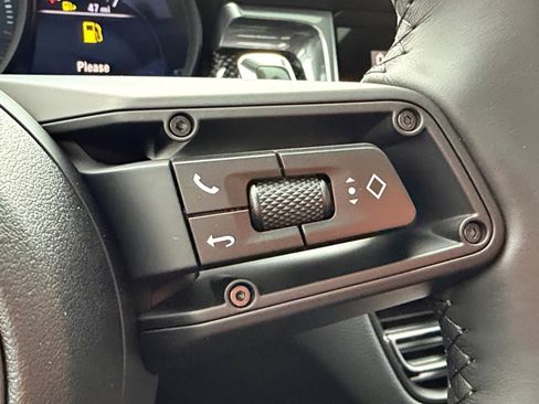 New 2026 Porsche Macan GTS image 28