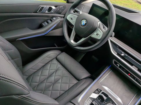 Certified 2024 BMW X7 xDrive40i AWD/4WD image 33