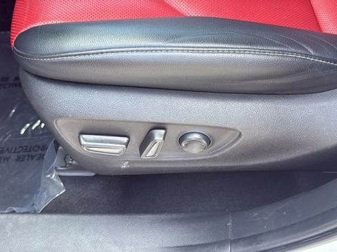 Used 2023 Toyota Highlander XSE image 20