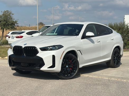 New 2026 BMW X6 xDrive40i w/ Climate Comfort Package image 1