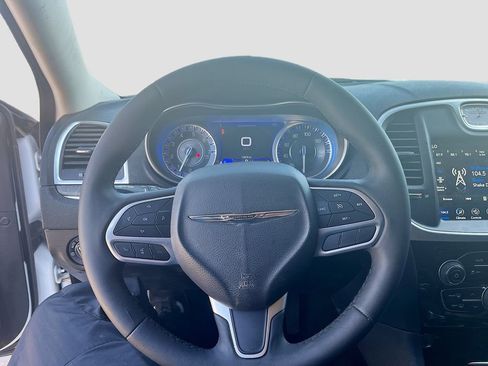 Used 2023 Chrysler 300 Touring L w/ Popular Equipment Group AWD/4WD image 11