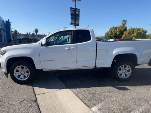 Used 2022 Chevrolet Colorado LT w/ Fleet Safety Package image 5