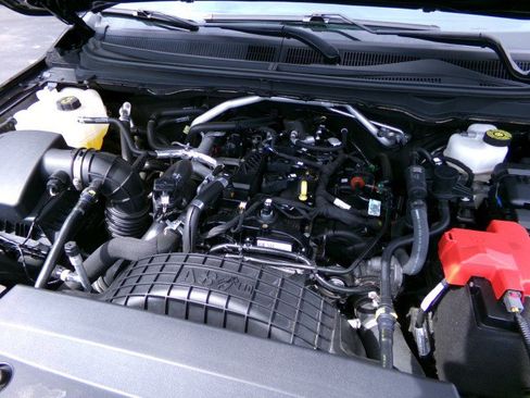 Used 2023 Ford Ranger Lariat w/ Tremor Off-Road Package image 28