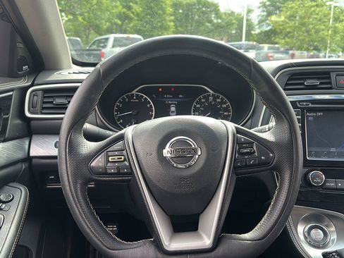 Used 2017 Nissan Maxima 3.5 SL FWD image 32