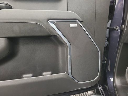 Used 2024 GMC Sierra 1500 SLT w/ SLT Premium Plus Package image 21