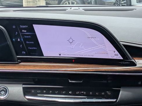 Used 2023 Cadillac Escalade ESV Premium Luxury w/ Performance Package image 18