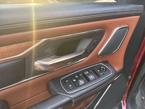 Used 2021 RAM 1500 Limited image 9