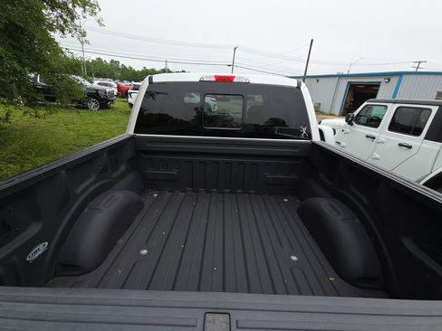 Used 2019 Ford F150 Lariat AWD/4WD image 6