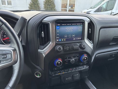 Used 2022 Chevrolet Silverado 1500 RST image 8