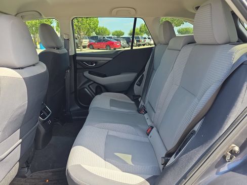 Used 2023 Subaru Outback Premium AWD/4WD image 11