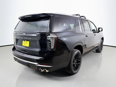 New 2026 Chevrolet Suburban High Country AWD/4WD image 5