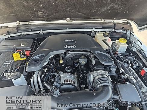 Used 2021 Jeep Gladiator Sport image 31