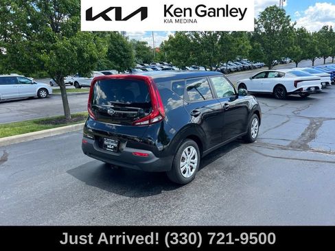 Certified 2021 Kia Soul LX FWD image 5