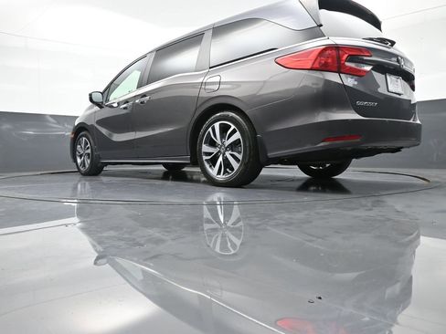 Certified 2022 Honda Odyssey Touring image 34