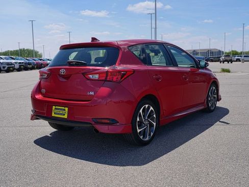 Used 2018 Toyota Corolla iM FWD image 6