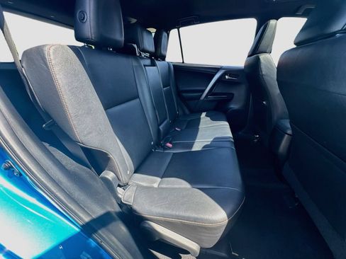 Used 2016 Toyota RAV4 SE FWD image 29