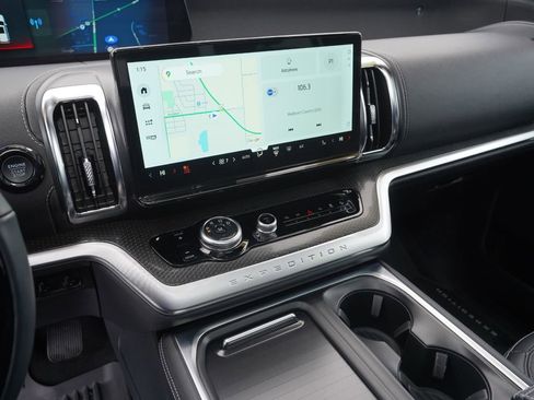 New 2025 Ford Expedition Max Platinum w/ Stealth Performance Package image 18