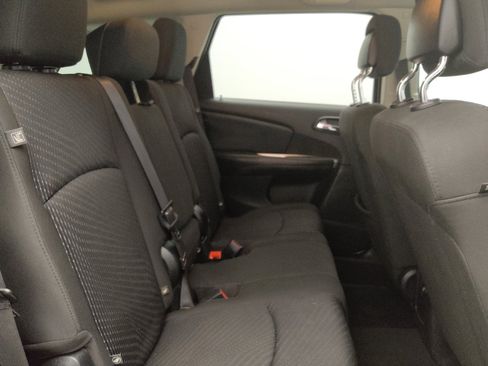 Used 2018 Dodge Journey SE w/ Popular Equipment Group image 19