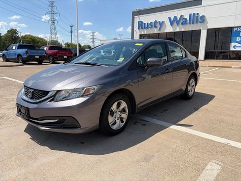 Used 2015 Honda Civic LX image 2