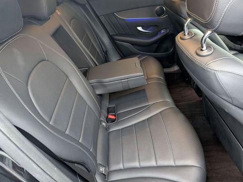 Used 2022 Mercedes-Benz GLC 300 4MATIC image 29