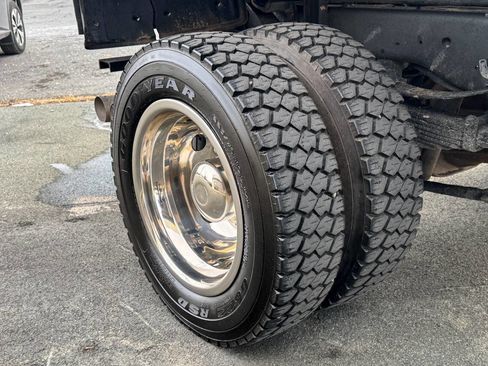 Used 2019 Ford F550 4x4 Crew Cab Super Duty image 18