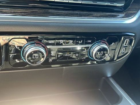 New 2025 GMC Sierra 1500 Elevation w/ Preferred Package image 17