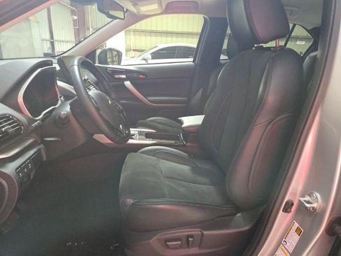 Used 2025 Mitsubishi Eclipse Cross SE image 11