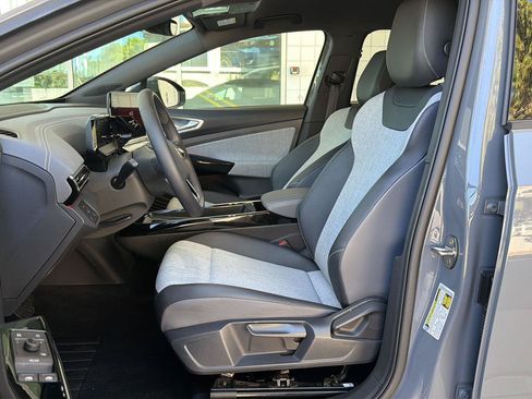 Certified 2023 Volkswagen ID.4 Pro RWD image 15