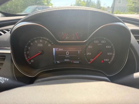 Used 2019 Chevrolet Impala LT FWD image 26