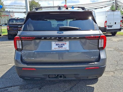 Certified 2025 Ford Explorer Active AWD/4WD image 29