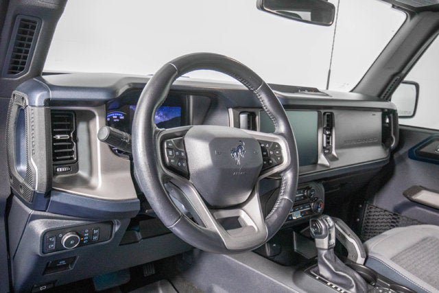 Used 2022 Ford Bronco Outer Banks AWD/4WD image 17