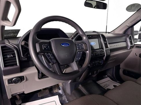 Used 2022 Ford F250 XLT image 9