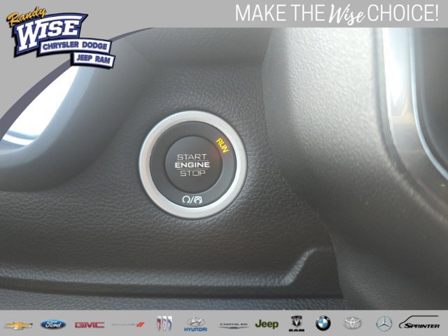 Used 2023 RAM 1500 Laramie AWD/4WD image 23