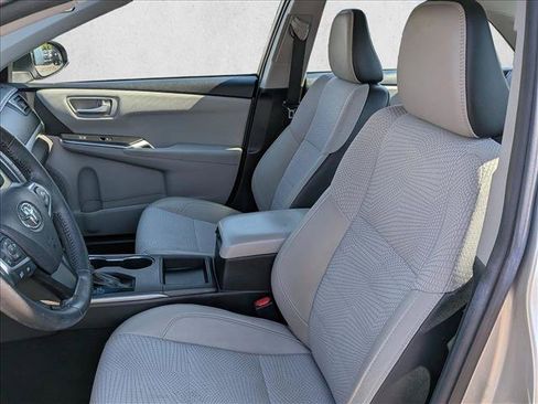 Used 2017 Toyota Camry SE FWD image 15