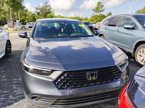 Used 2023 Honda Accord EX image 7