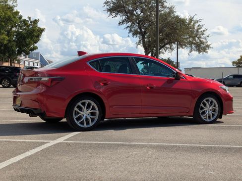 Used 2020 Acura ILX image 4