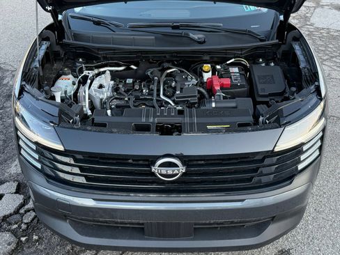 New 2026 Nissan Kicks SV w/ Cold Weather Package FWD image 31