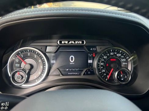 Used 2019 RAM 1500 Laramie AWD/4WD image 25