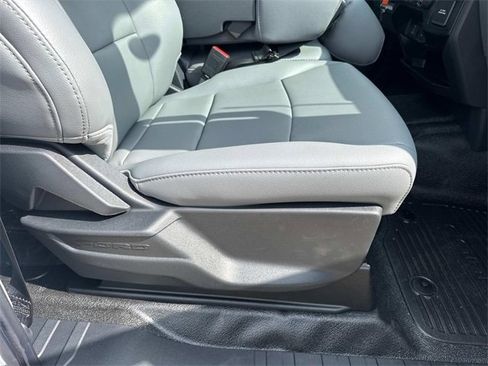 New 2025 Ford F550 4x4 SuperCab Super Duty image 15