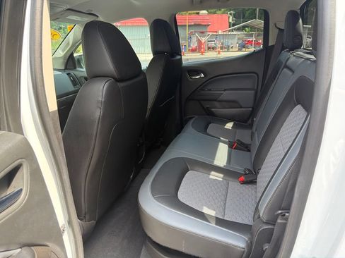 Used 2020 Chevrolet Colorado Z71 AWD/4WD image 11