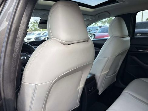 Used 2023 MAZDA CX-30 AWD 2.5 S w/ Premium Package image 16