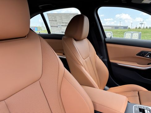 New 2026 BMW 330i Sedan w/ Convenience Package RWD image 21