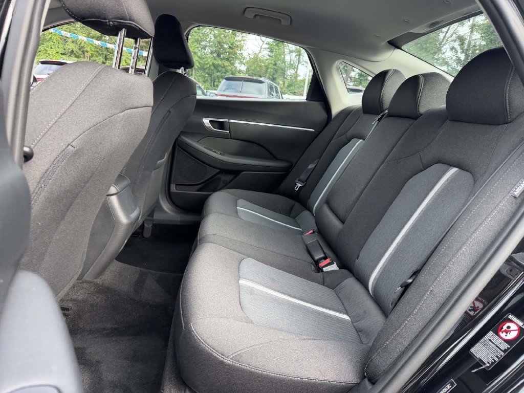 Used 2021 Hyundai Sonata SEL FWD image 18