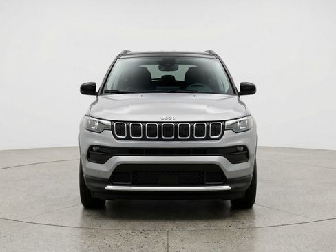 Used 2025 Jeep Compass Limited image 2
