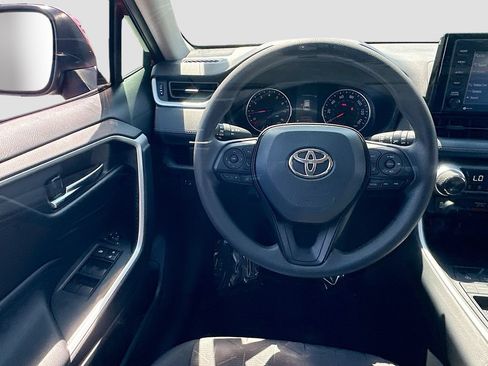 Used 2020 Toyota RAV4 XLE FWD image 20