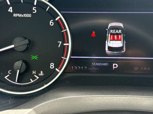 Certified 2023 Nissan Rogue SV w/ SV Premium B Package FWD image 17