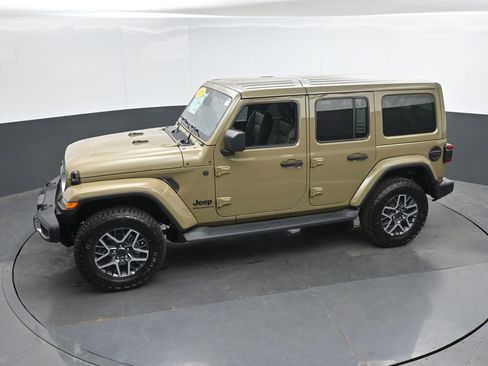 New 2026 Jeep Wrangler Unlimited Sahara AWD/4WD image 37