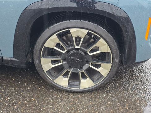 Used 2023 BMW XM image 47